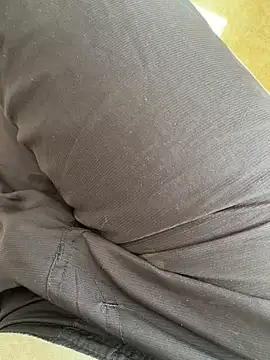 gokhanbey34 online show from April 25, 1:14 pm