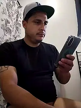 thickcocklatino online show from December 2, 7:47 pm