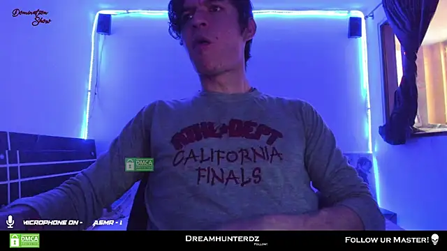 Snapshot of Headhunterdz chatting on February 20, 8:03 pm Headhunterdz online show from February 20, 8:03 pm