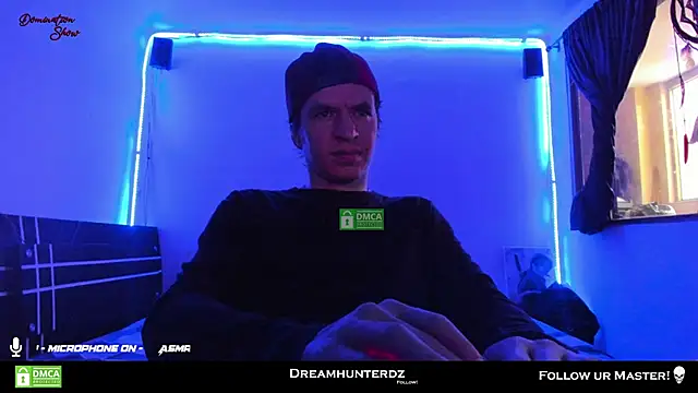 Snapshot of Headhunterdz chatting on March 8, 8:02 pm Headhunterdz online show from March 8, 8:02 pm