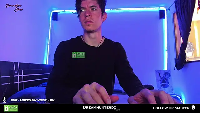 Snapshot of Headhunterdz chatting on January 9, 6:26 pm Headhunterdz online show from January 9, 6:26 pm
