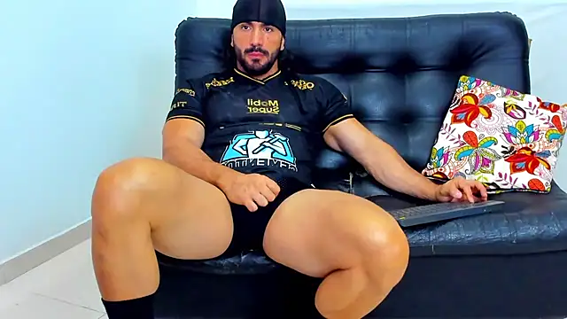 AlfredWalker online show from March 27, 1:01 pm