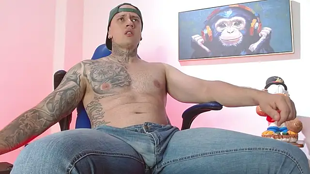 Joeysexx2 online show from June 17, 4:03 am