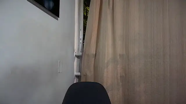 romeolovedark online show from March 14, 2:18 am