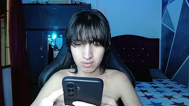 littlextreme online show from July 24, 3:58 am