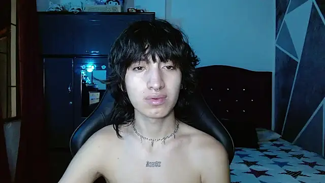 littlextreme online show from July 14, 2:27 am