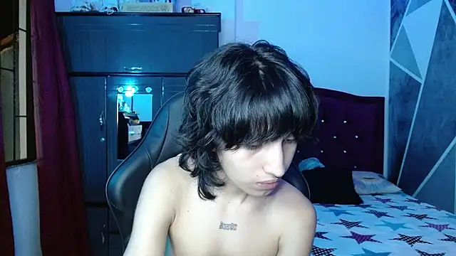 littlextreme online show from July 10, 2:48 am