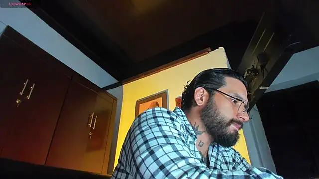 CamiloGray  online show from January 19, 3:47 pm