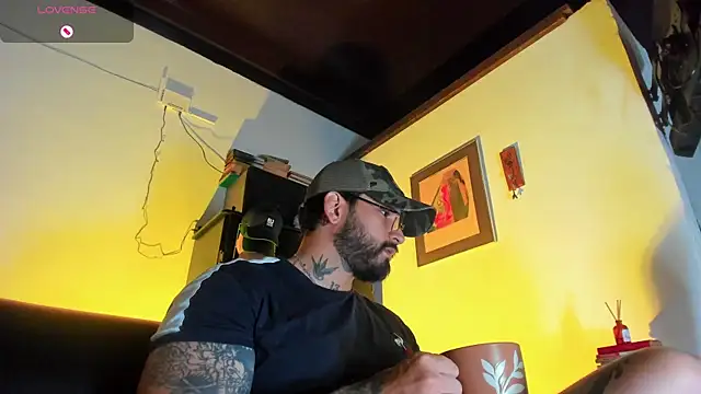 CamiloGray  online show from December 5, 2:24 pm