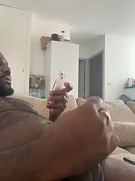 waakenda online show from February 26, 3:57 pm