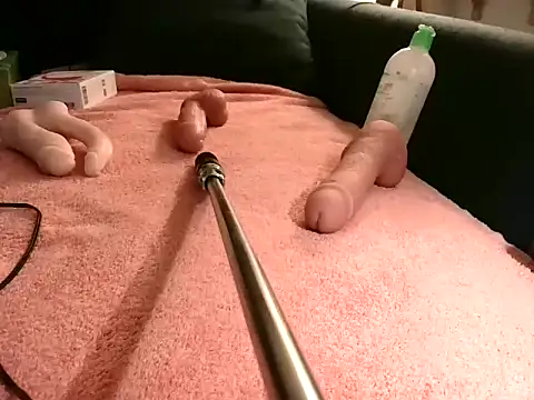 Snapshot of Simon-tem chatting on January 6, 5:59 pm Simon-tem online show from January 6, 5:59 pm