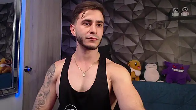 Snapshot of Latino_stud4u chatting on October 22, 1:20 am Latino stud4u online show from October 22, 1:20 am
