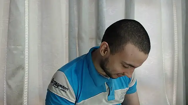 Armando 2002 online show from November 25, 4:20 pm