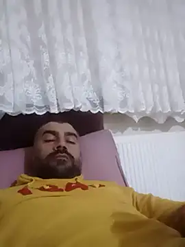 kevgir08 online show from December 15, 9:42 pm