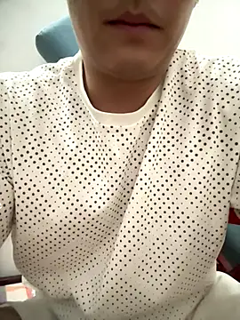 Snapshot of SkyKingW chatting on October 31, 5:16 pm SkyKingW online show from October 31, 5:16 pm