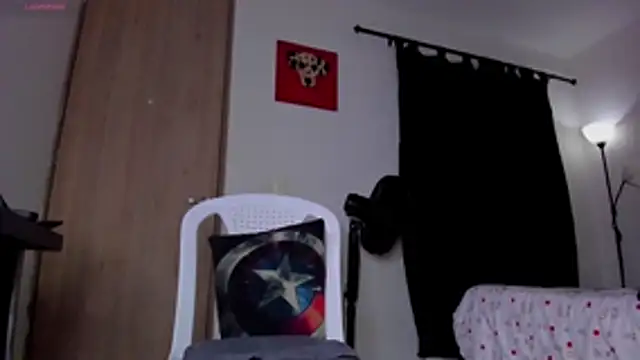 Cloudy pigDude online show from April 24, 4:04 am