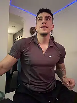 strongboy  online show from March 13, 7:31 pm