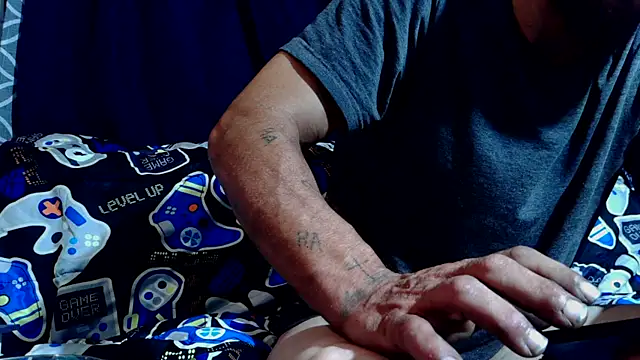 goodick4u28 online show from April 21, 2:15 am