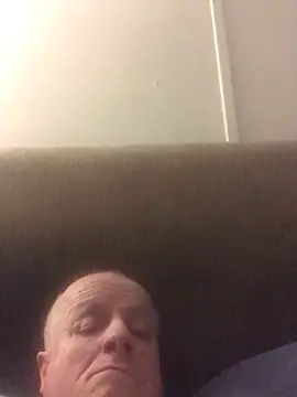 locallad88 online show from June 9, 10:44 pm
