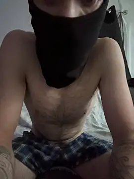 KcCumz19 online show from November 1, 2:32 pm