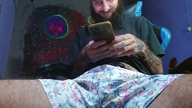 Snapshot of Tatted21xxx chatting on January 9, 5:22 pm Tatted21xxx online show from January 9, 5:22 pm