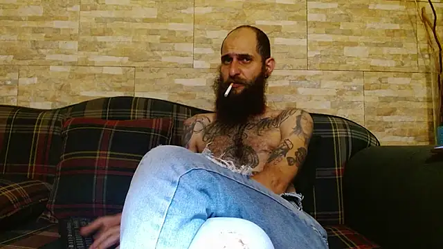 Snapshot of Tatted21xxx chatting on March 21, 4:28 am Tatted21xxx online show from March 21, 4:28 am