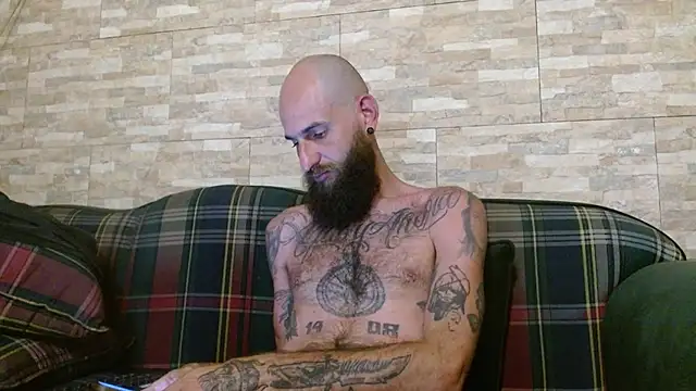 Snapshot of Tatted21xxx chatting on March 23, 4:16 am Tatted21xxx online show from March 23, 4:16 am