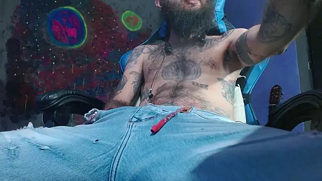 Snapshot of Tatted21xxx chatting on January 30, 1:42 pm Tatted21xxx online show from January 30, 1:42 pm