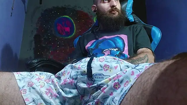 Snapshot of Tatted21xxx chatting on January 10, 4:01 am Tatted21xxx online show from January 10, 4:01 am