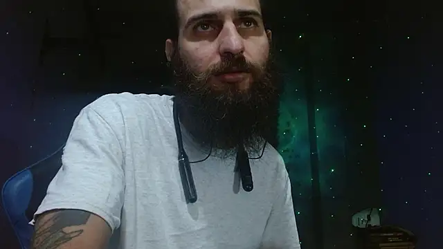 Snapshot of Tatted21xxx chatting on December 13, 4:22 am Tatted21xxx online show from December 13, 4:22 am