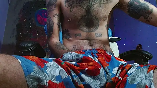 Snapshot of Tatted21xxx chatting on January 6, 6:10 pm Tatted21xxx online show from January 6, 6:10 pm