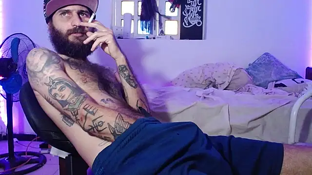 Tatted21xxx online show from October 22, 6:43 pm