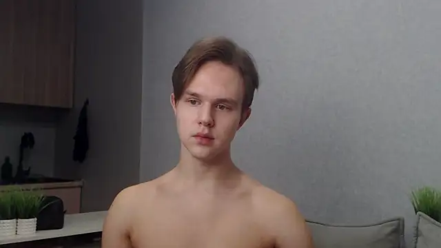 MartinMendez online show from December 21, 2:36 pm