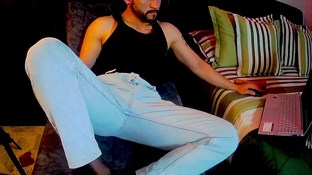  DANTE BIGASS online show from December 11, 11:32 pm