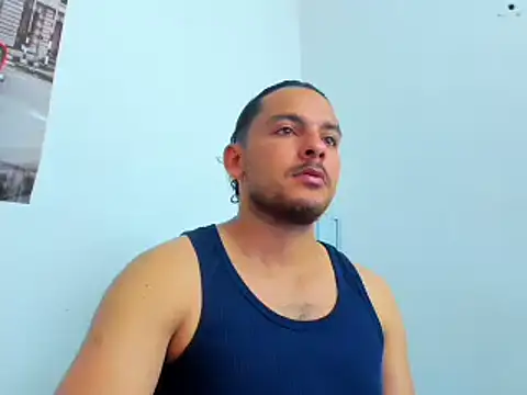 tuyo1995 online show from April 23, 9:28 pm