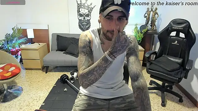 kaiser679  online show from January 11, 2:26 am