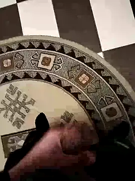 Florinpapy98 online show from February 5, 6:37 pm