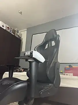 JayJayRod online show from April 24, 7:27 pm