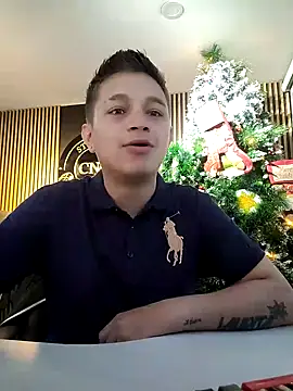 Snapshot of Tim_wolf chatting on December 20, 1:54 pm Tim wolf online show from December 20, 1:54 pm