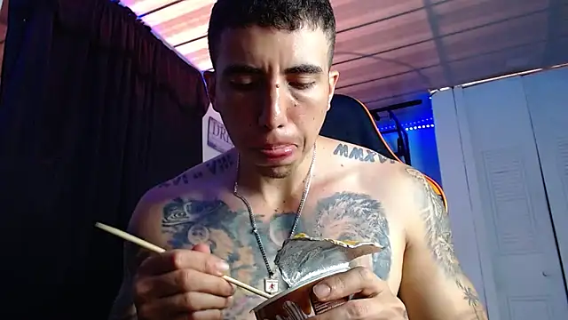 Adam Hudsond online show from April 28, 2:55 pm