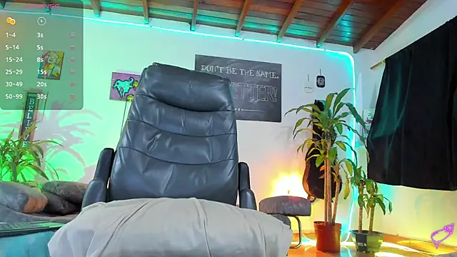 RyanCarter  online show from July 11, 1:29 am
