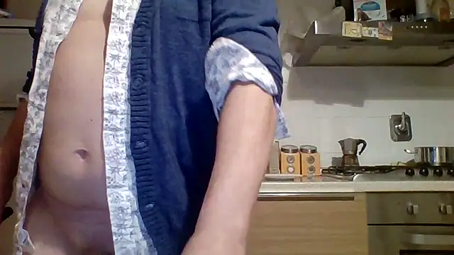 Snapshot of woww791 chatting on October 17, 6:12 pm woww791 online show from October 17, 6:12 pm
