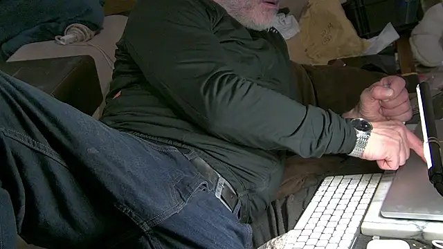 mike30nbg online show from April 11, 7:39 pm