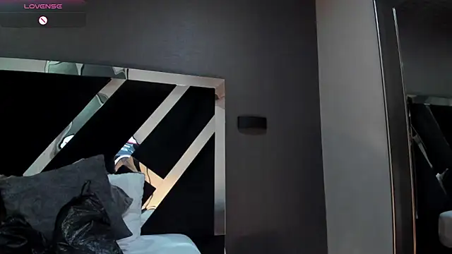 MarkWalker   online show from March 22, 10:31 am