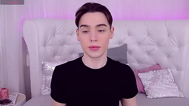 Snapshot of RobbyCharming chatting on March 14, 7:23 pm RobbyCharming online show from March 14, 7:23 pm