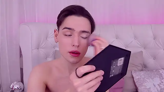 Snapshot of RobbyCharming chatting on January 26, 7:41 pm RobbyCharming online show from January 26, 7:41 pm