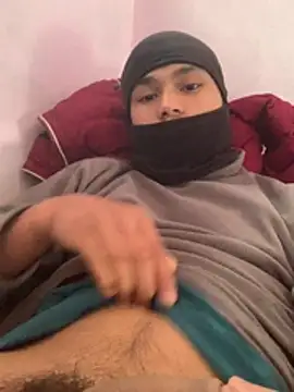 Hullax online show from January 9, 3:34 am