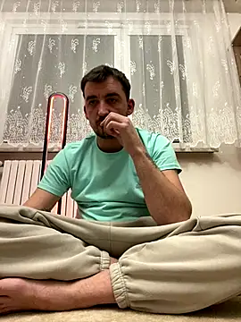 Fireflyerrr online show from November 12, 5:40 pm