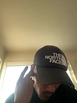 juniiorre online show from March 31, 5:25 pm