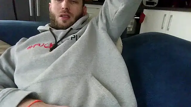 lololaland online show from February 18, 11:19 am